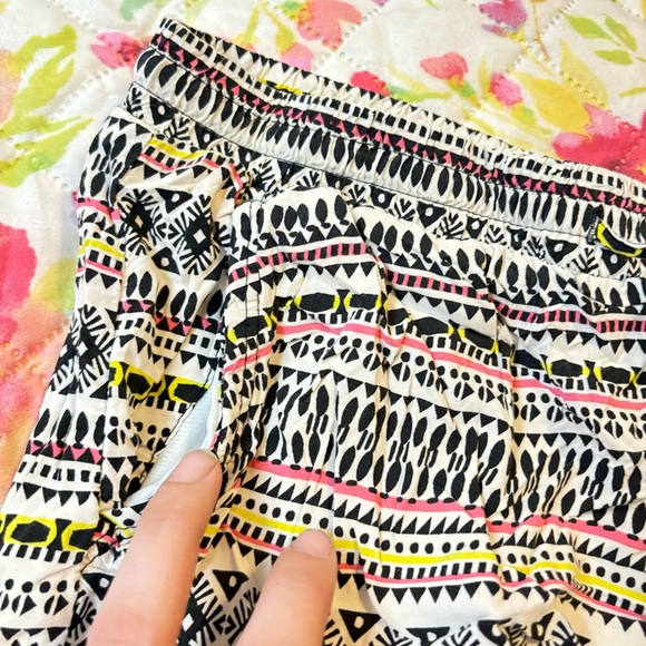 Patterned shorts - Picture 3 of 4